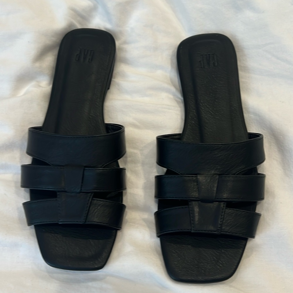 Gap Black Sandals